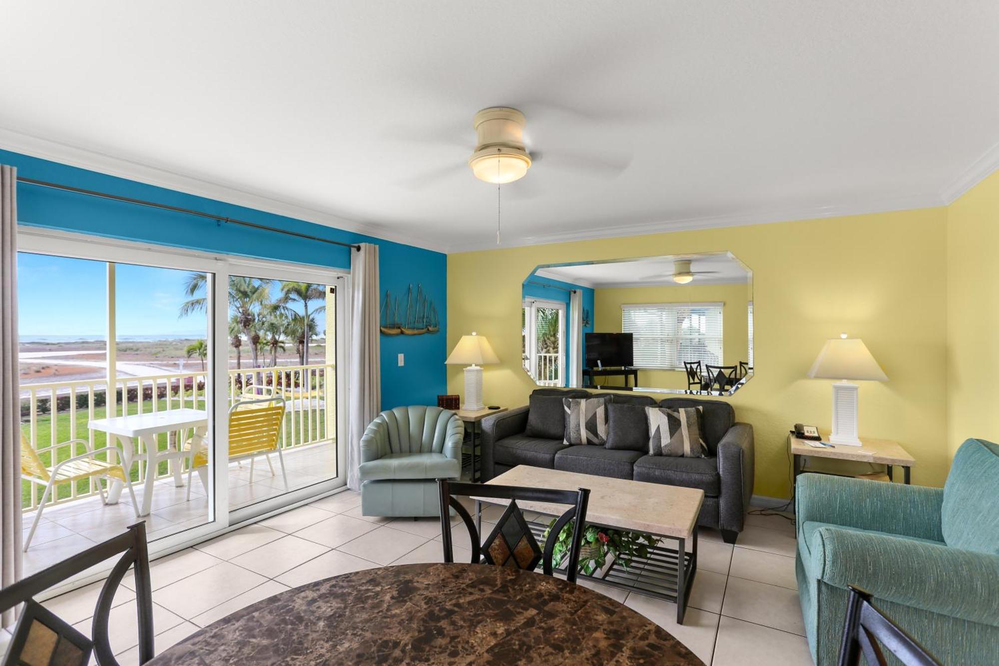 South Beach Condo Hotel By Travel Resort Services, Inc. St. Pete Beach Exterior foto